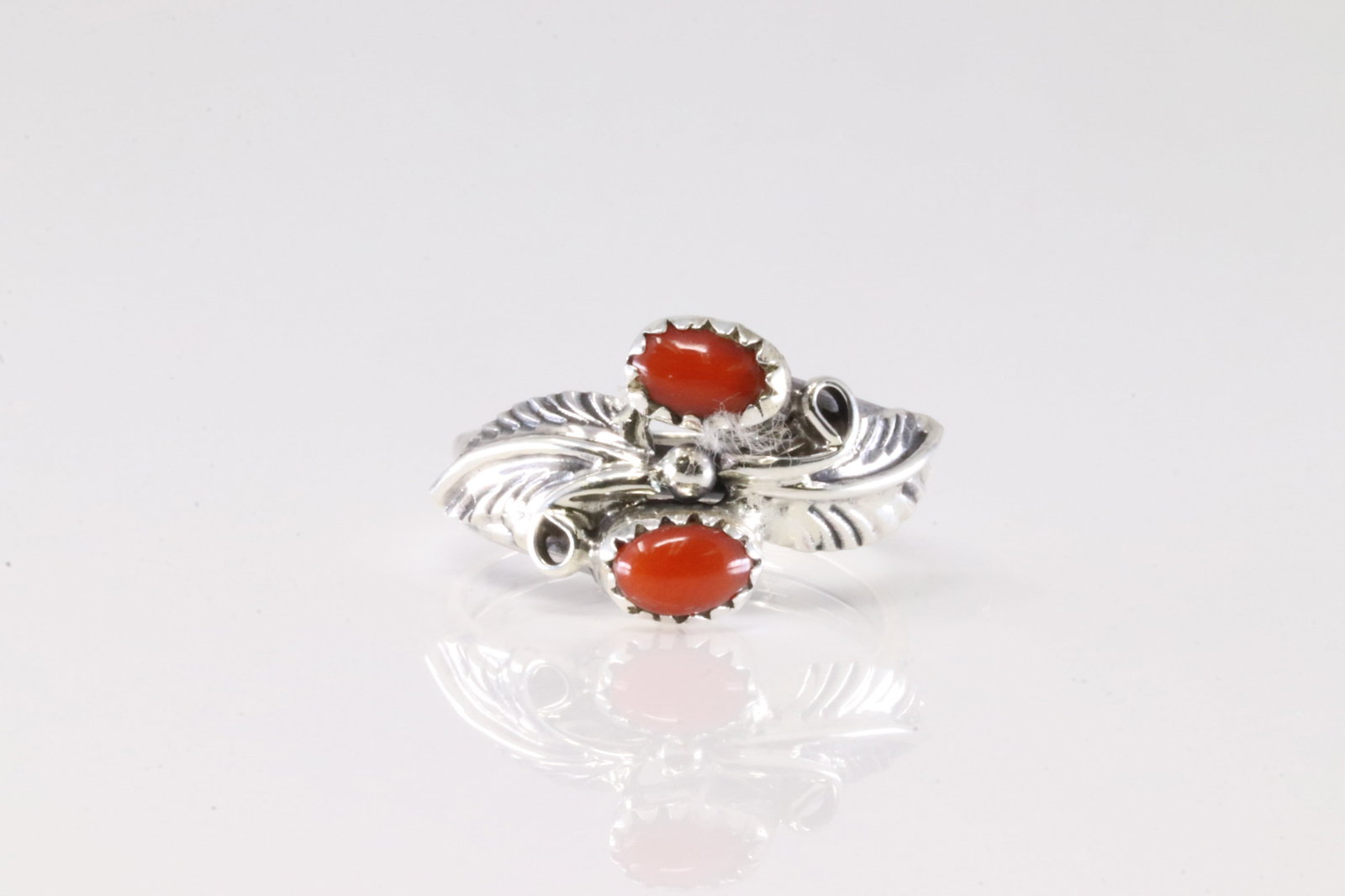 Native America Navajo Sterling Silver Coral Ring By Harry B.Yazzie.: This is a Native America Navajo Sterling Silver Coral Ring By Harry B.Yazzie. Ring size: 8.25.