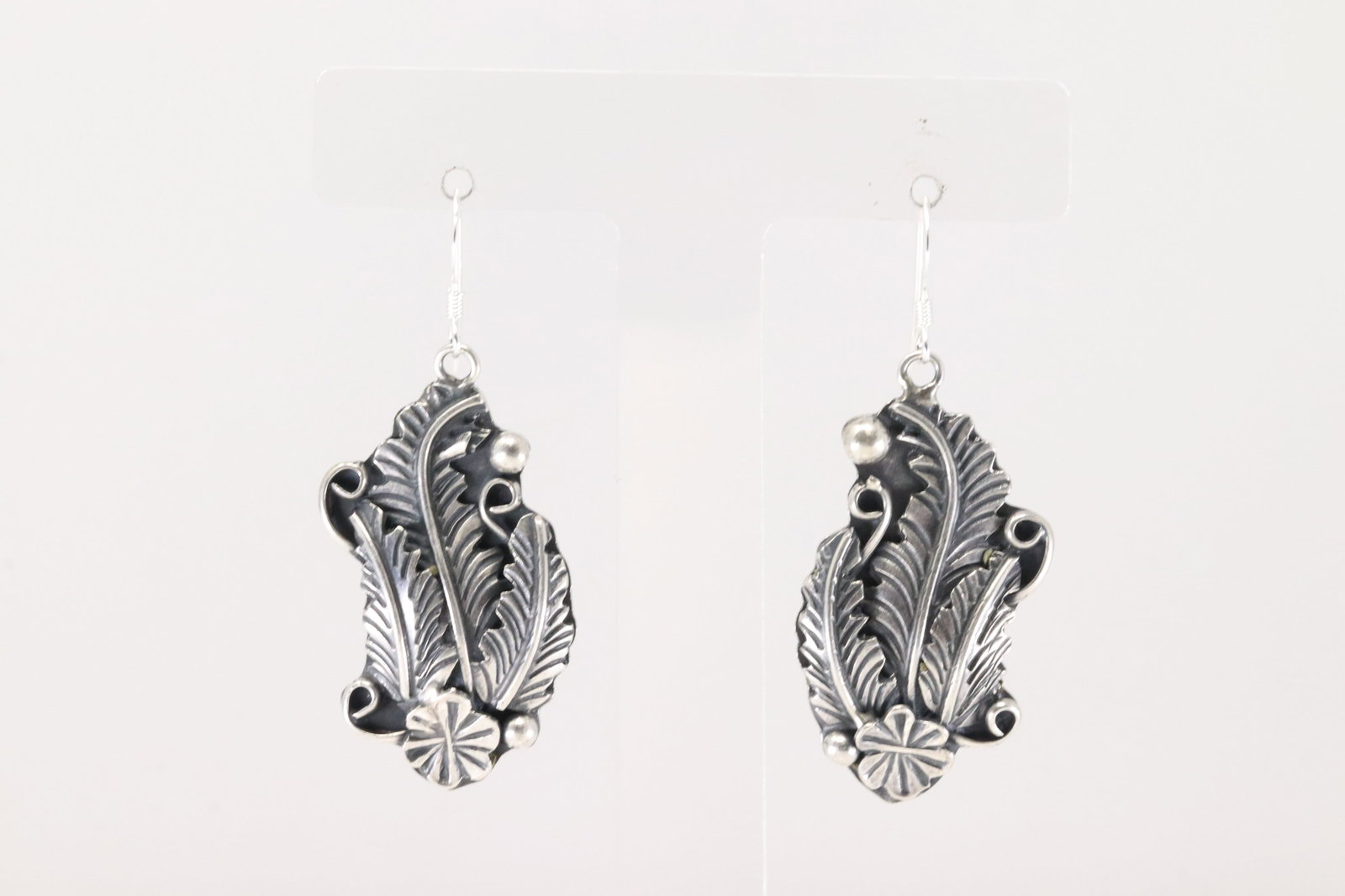 Native America Navajo Sterling Silver Floral Dangling Earring's By Harry B.Yazzie.: This is a Native America Navajo Sterling Silver Floral Dangling Earring's By Harry B.Yazzie.