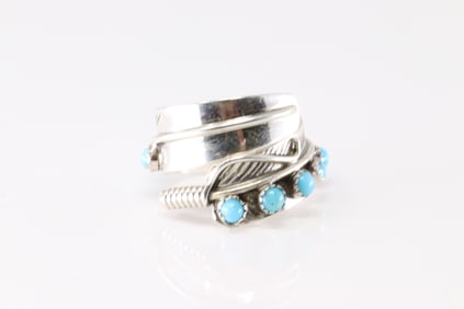 Native America Navajo Sterling Silver Turquoise Ring By Aaron Davis.
