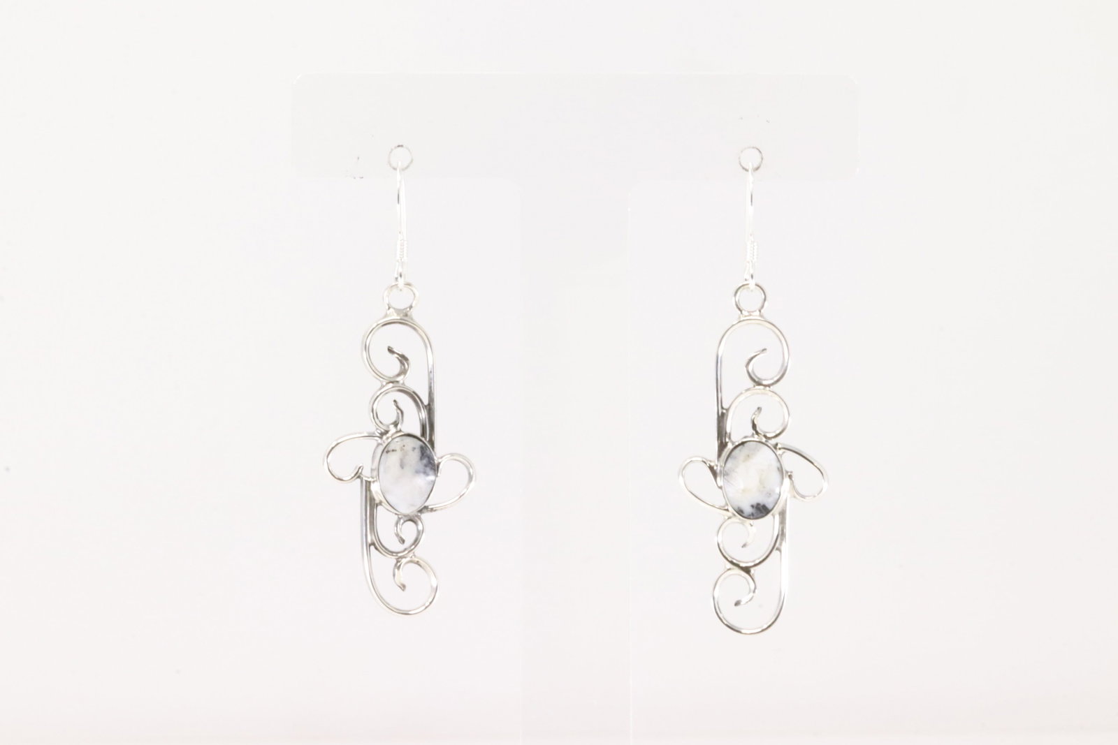 Native America Navajo Sterling Silver White Buffalo Dangling Earring's By Sheena Jack.: This is a Native America Navajo Sterling Silver White Buffalo Dangling Earring's By Sheena Jack.