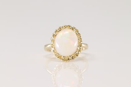 Opal Gemstone Ring 14Kt.
