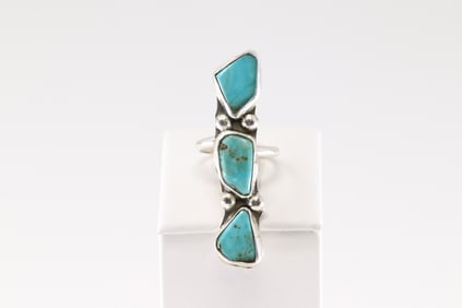 Native America Zuni Sterling Silver Turquoise Ring 3 Stone By Jude Candelaria.