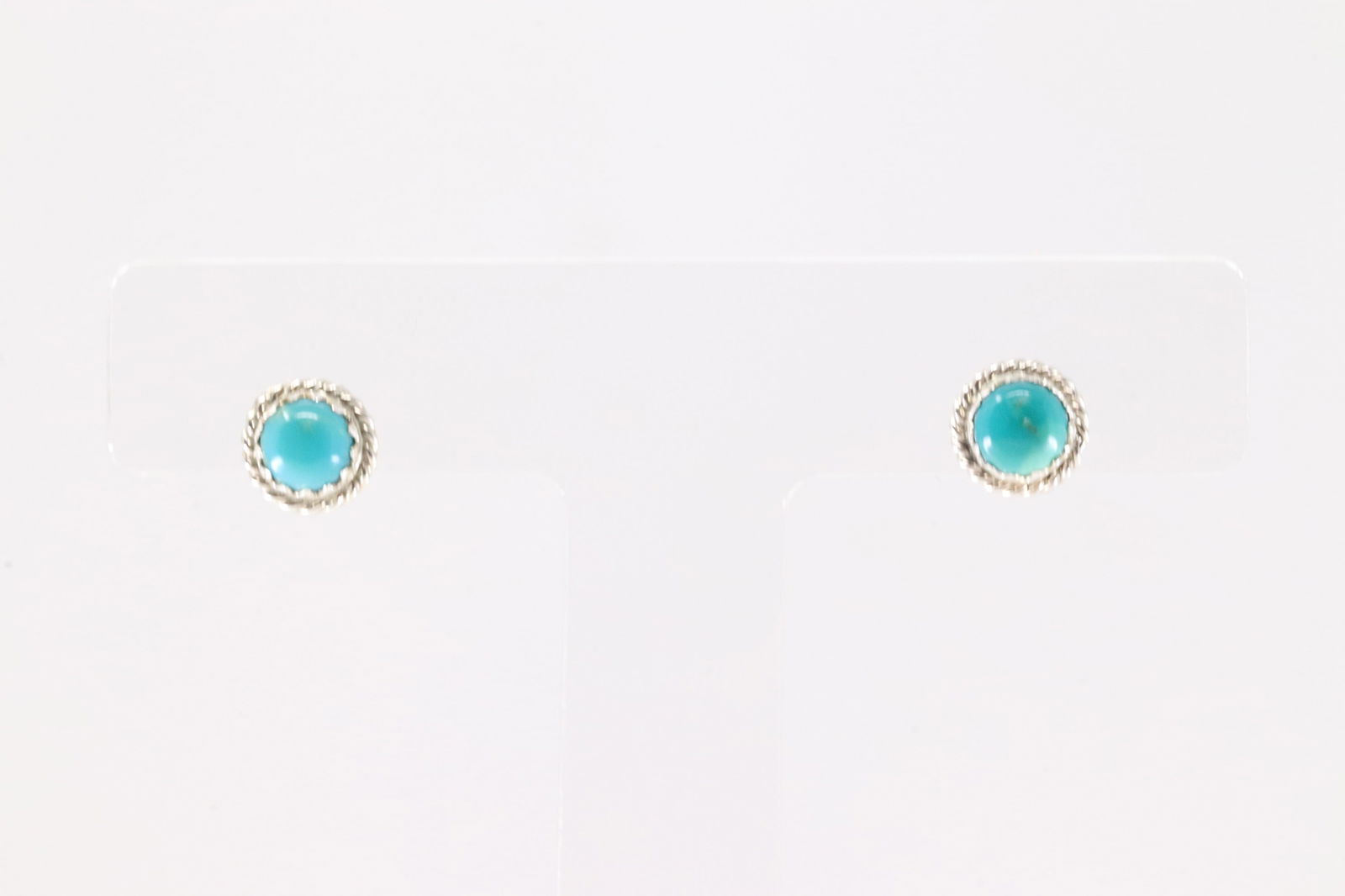 Native America Navajo Sterling Silver Turquoise Post Earring's.: This is a Native America Navajo Sterling Silver Turquoise Post Earring's.