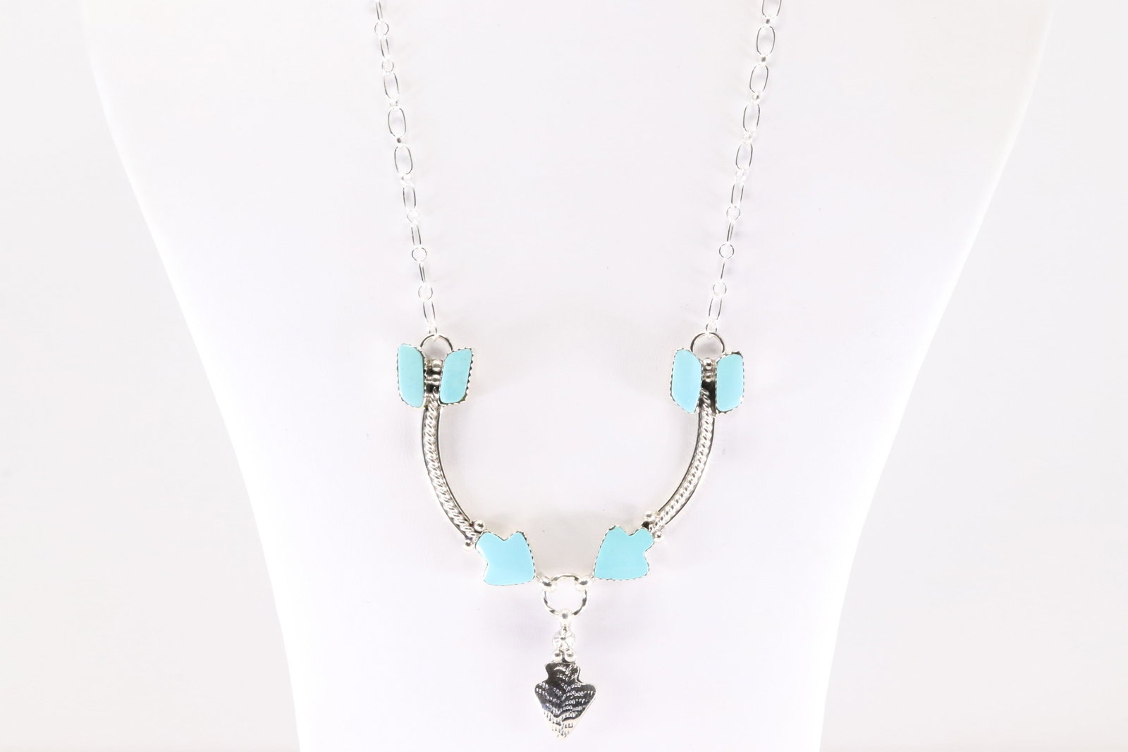 Native America Navajo Sterling Silver Turquoise Necklace Arrow By Phyllis A.Smith.: This is a Native America Navajo Sterling Silver Turquoise Necklace Arrow By Phyllis A.Smith. Necklace length: 22.00"