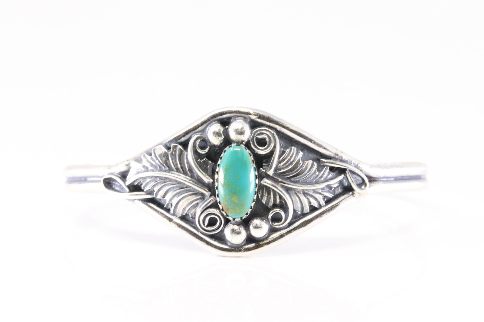 Native America Navajo Sterling Silver Turquoise Bracelet Cuff By Harry B.: This is a Native America Navajo Sterling Silver Turquoise Bracelet Cuff By Harry B.