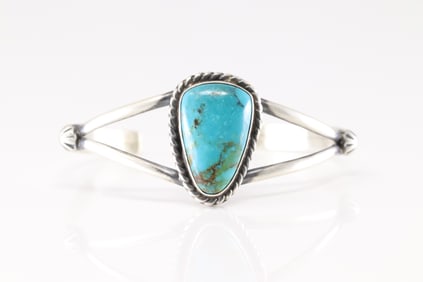 Native America Navajo Sterling Silver Kingman Turquoise Bracelet Cuff By Augustine Largo.