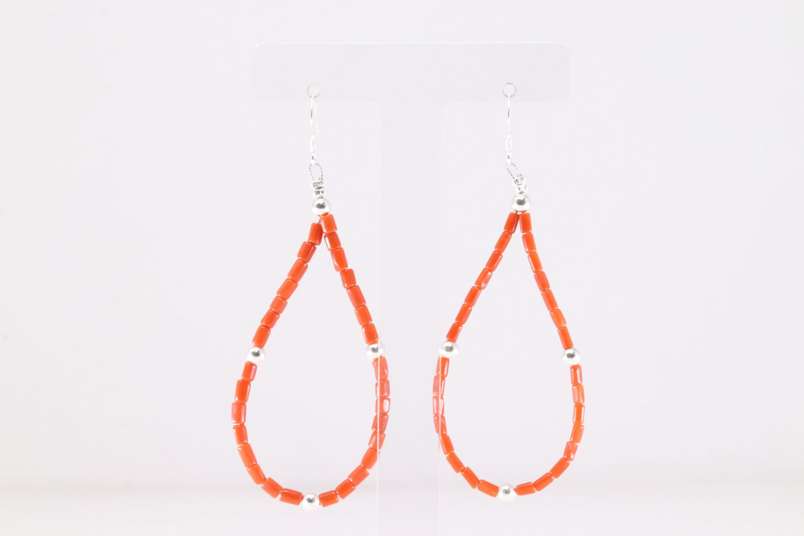Native America Navajo Sterling Silver Coral Dangling Earring's.: This is a Native America Navajo Sterling Silver Coral Dangling Earring's.