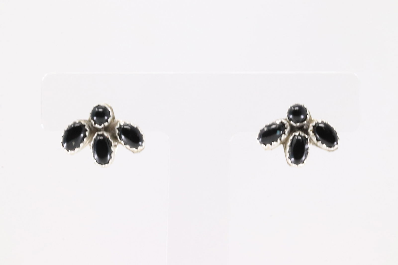 Native America Navajo Sterling Silver Black Onyx Post Earring's Sylvya Chee.: This is a Native America Navajo Sterling Silver Black Onyx Post Earring's Sylvya Chee.