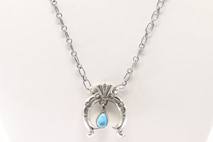 Native America Navajo Sterling Silver Turquoise Neckalce By Annette Chiquito.