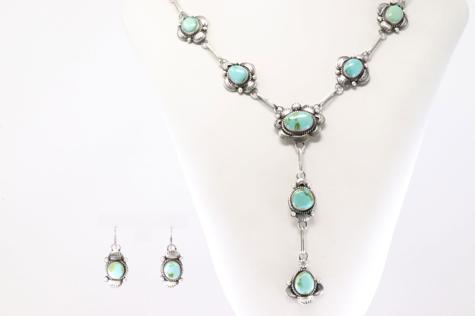 Native America Navajo Sterling Silver Sonora Gold Turquoise Necklace & Earring's Set By M.: This is a Native America Navajo Sterling Silver Sonora Gold Turquoise Necklace & Earring's Set By M. Stamp M. Necklace length: 26.00"