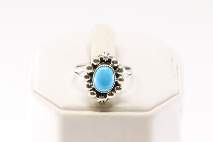 Native America Navajo Sterling Silver Turquoise Ring By Clarence Long.