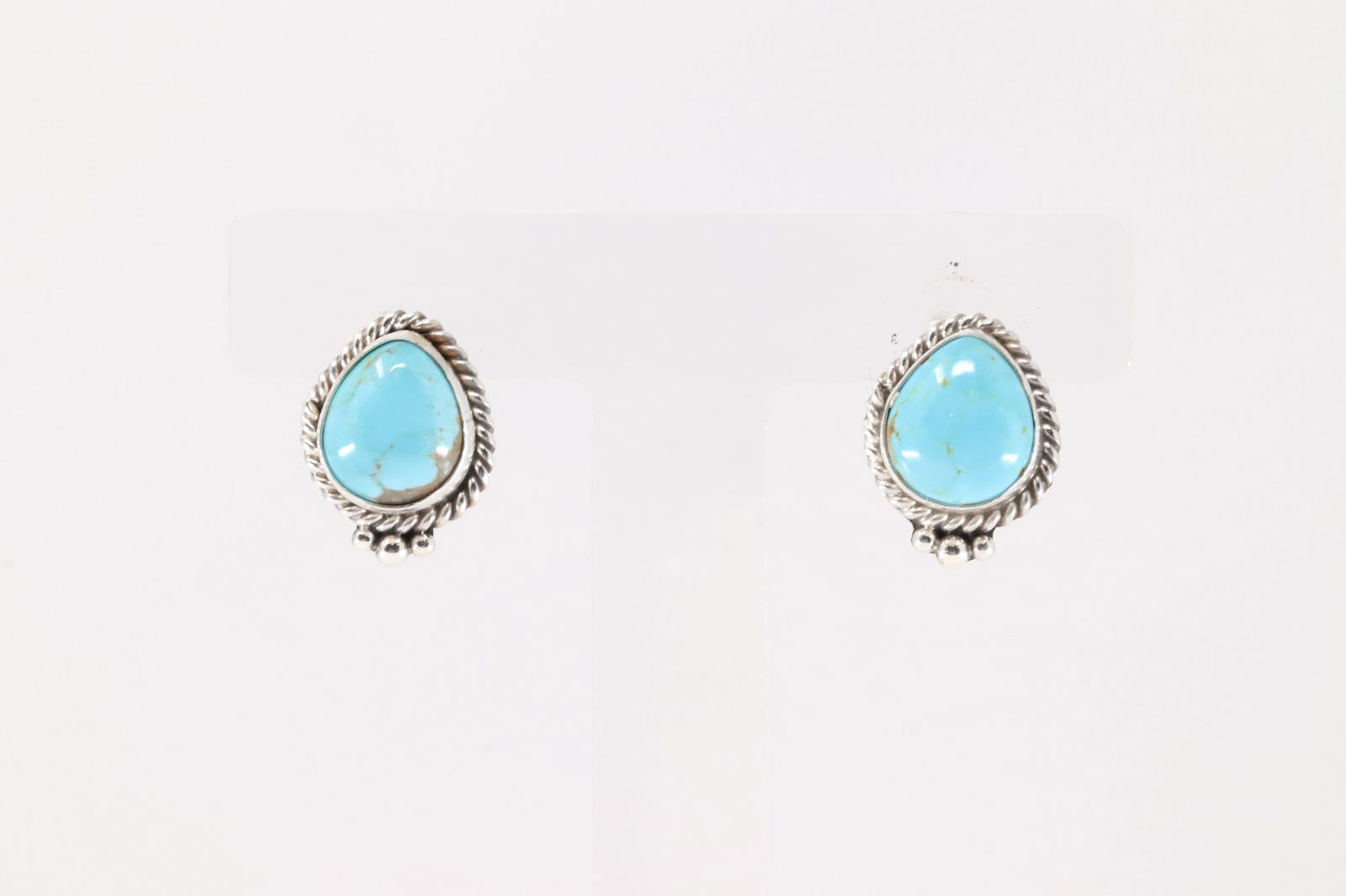 Native America Navajo Sterling Silver Kingman Turquoise Post Earring's By Trish Largo.: This is a Native America Navajo Sterling Silver Kingman Turquoise Post Earring's By Trish Largo. Stamp L.