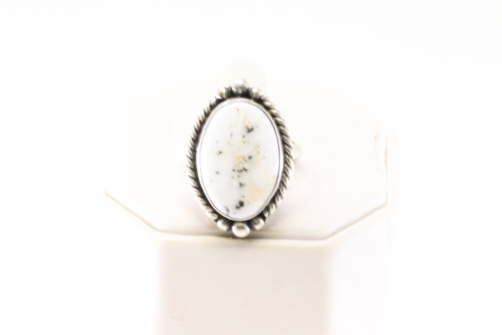 Native America Navajo Sterling Silver White Buffalo Ring By Eugene Belone.: This is a Native America Navajo Sterling Silver White Buffalo Ring By Eugene Belone. Ring Size: 8.00.