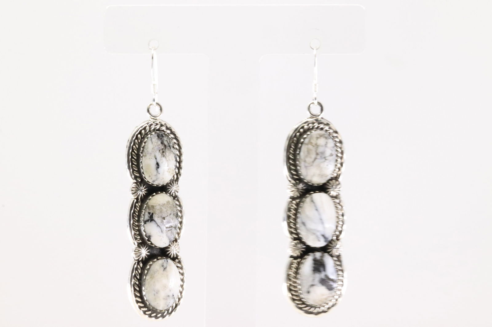 Native America Navajo Sterling Silver White Buffalo Dangling Earring's By Phyllis A. Smith.: This is a Native America Navajo Sterling Silver White Buffalo Dangling Earring's By Phyllis A. Smith. Stamp P.A. Smith.