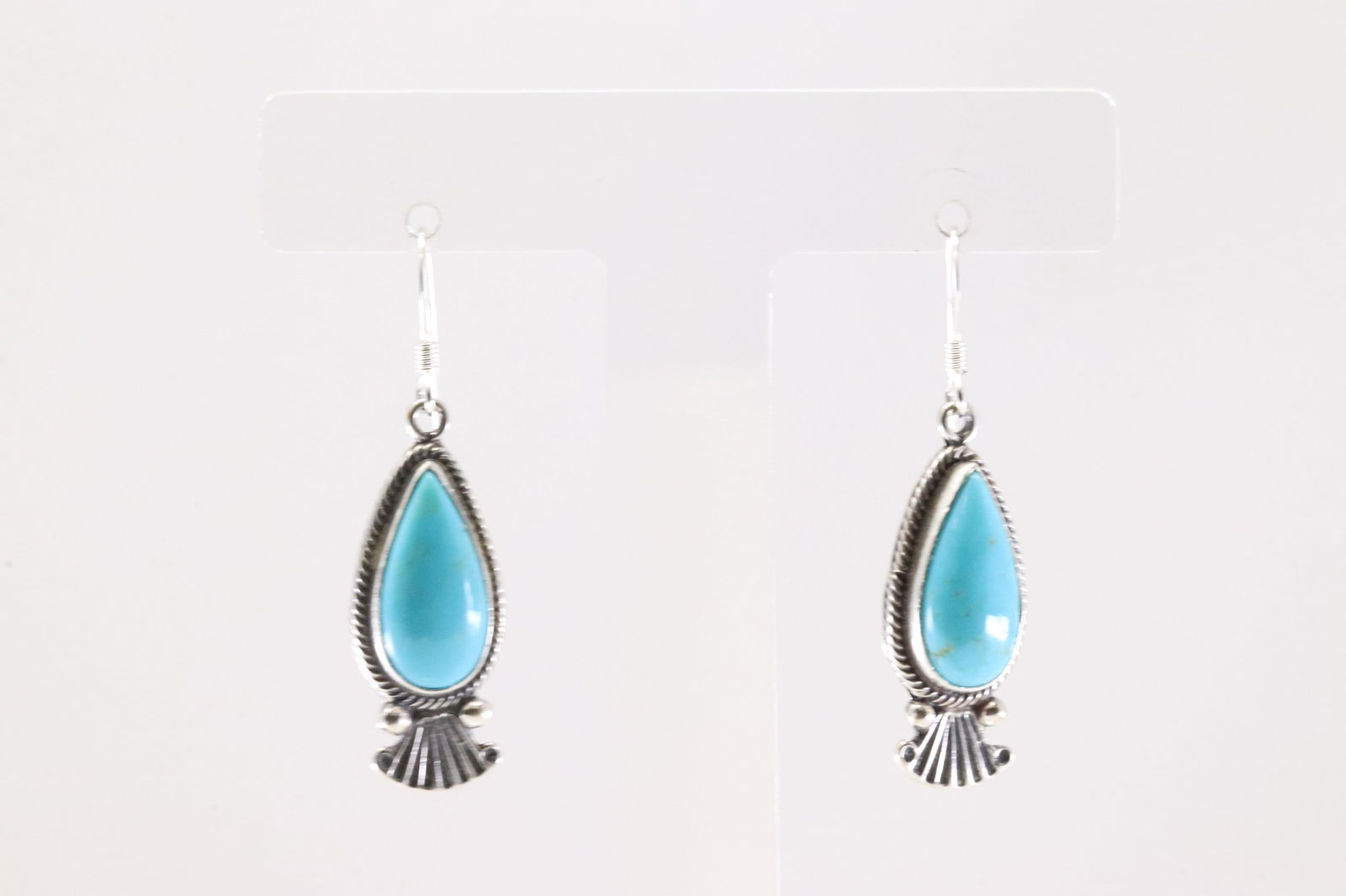 Native America Navajo Sterling Silver Turquoise Dangling Earring's By Verley Betone. From R.B: This is a Native America Navajo Sterling Silver Turquoise Dangling Earring's By Verley Betone. From R.B Company. Stamp R.B.