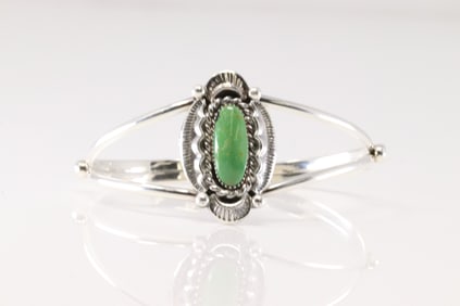 Native America Navajo Sterling Silver Turquoise Bracelet Cuff By Sadie Jim.