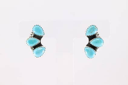 Native America Navajo Sterling Silver Kingman Turquoise Post Earring's By Maxine Ramirez.