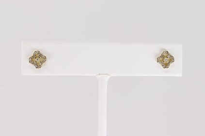 Diamond Stud Earring 14Kt.