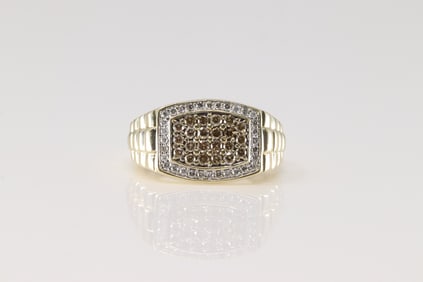 Yellow Gold Wedding Diamond Ring.