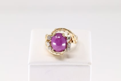 Ruby Star Sapphire & Diamond Ring 18Kt.