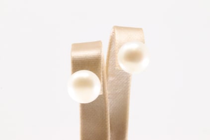 14KT Gold Pearl Post Earrings