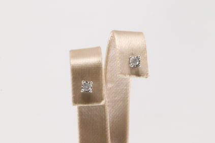 Diamond Stud Earring 10Kt.