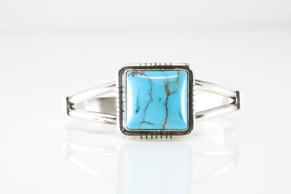 Native America Navajo Sterling Silver Turquoise Bracelet Cuff By SE.