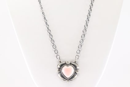 Native America Navajo Sterling Silver Pink Conch Shell Heart Necklace By J.J.J.
