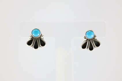 Native America Navajo Sterling Silver Kingman Turquoise Post Earring's By Gerildine James.