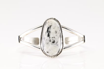 Native America Navajo Sterling Silver White Buffalo Bracelet Cuff By S.E.
