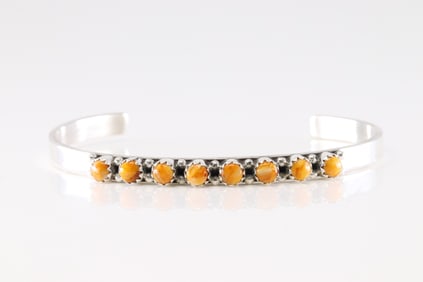 Native America Navajo Sterling Silver Spiny Oyster Bracelet Cuff By GP.SRY.