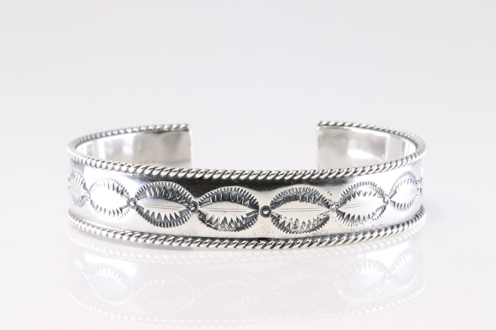Native America Navajo Sterling Silver Stamped Bracelet Cuff By Jason Bahe. (1 of 4)