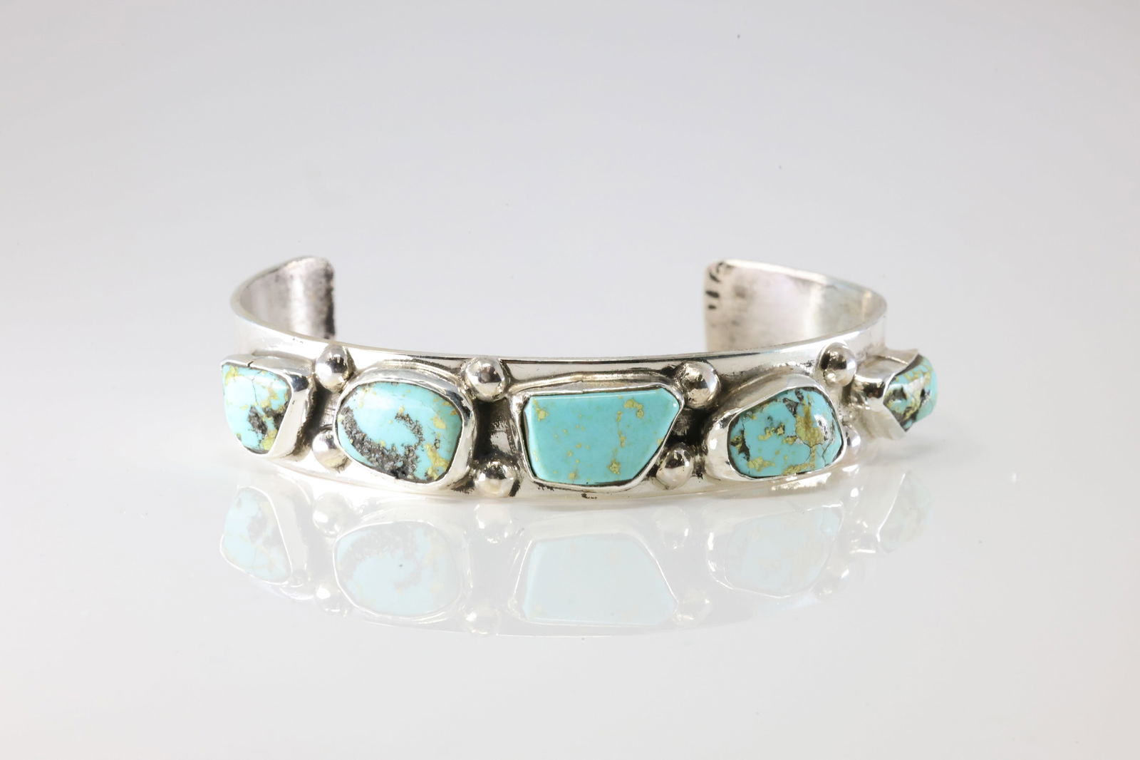 Native America Zuni Sterling Silver Kingman Turquoise Bracelet Cuff By Jude Candelaria. (1 of 4)
