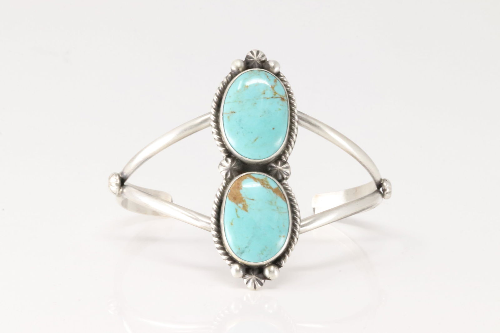 Native America Navajo Sterling Silver Kingman Turquoise Bracelet 2 Stone Cuff By Alfred Martinez. (1 of 4)