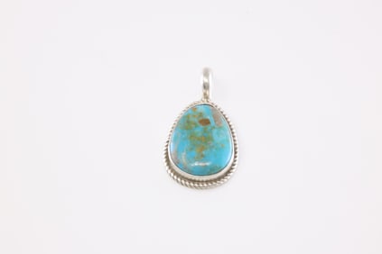 Native America Navajo Sterling Silver Kingman Turquoise Pendent By Suzi James.