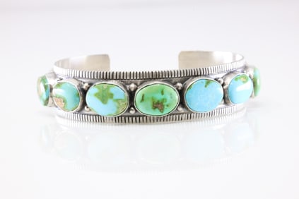 Native America Sterling Silver Sonora Turquoise Bracelet Cuff.