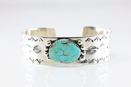 Native America Navajo Sterling Silver Turquoise Bracelet Cuff By Dariel Dakai.