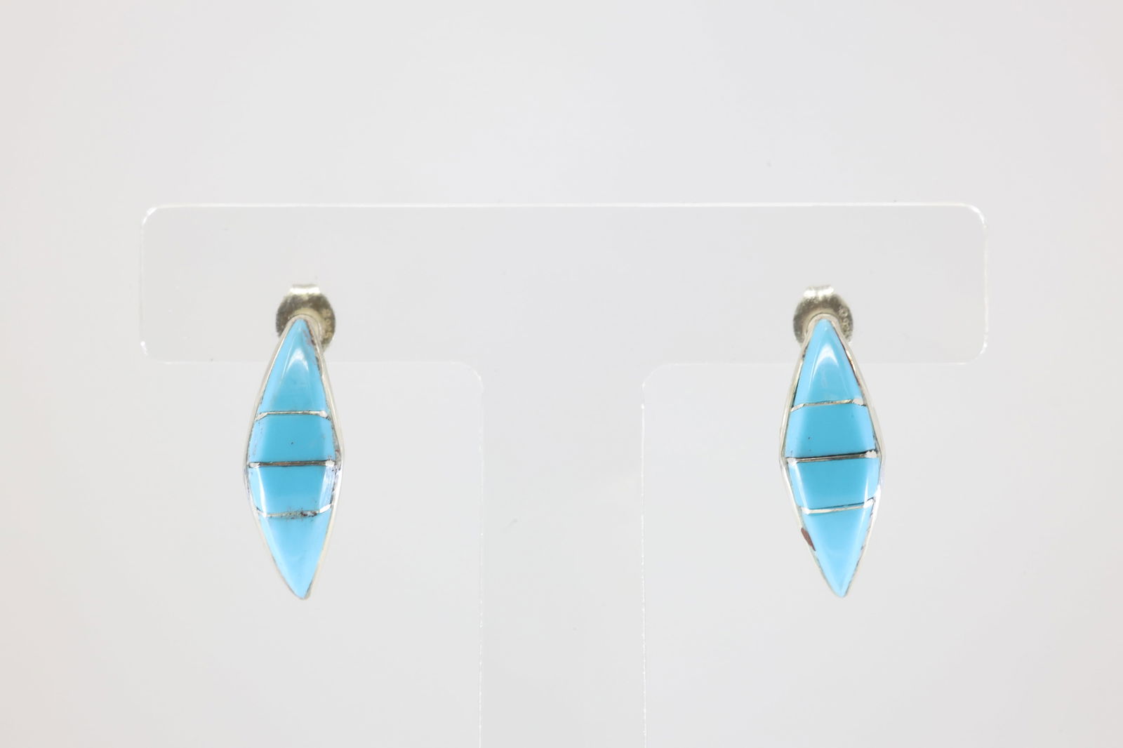 Native America Zuni Sterling Silver Turquoise Inlay Hoo Earring's By Robert Kanesta.: This is a Native America Zuni Sterling Silver Turquoise Inlay Hoo Earring's By Robert Kanesta.