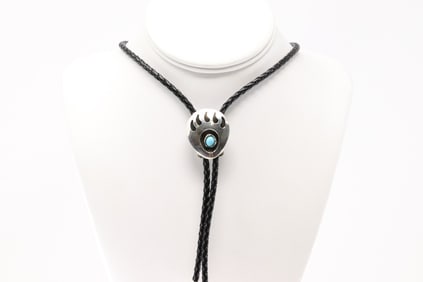Native America Navajo Sterling Silver Turquoise Bolo Necklace.