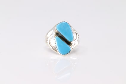 Native America Navajo Sterling Silver Turquoise Ring By Mary Lincoln.
