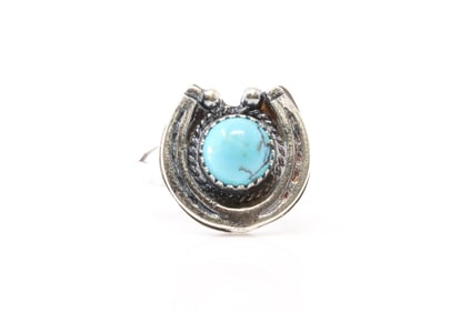 Native America Navajo Sterling Silver Turquoise Ring By Theresa Smith.