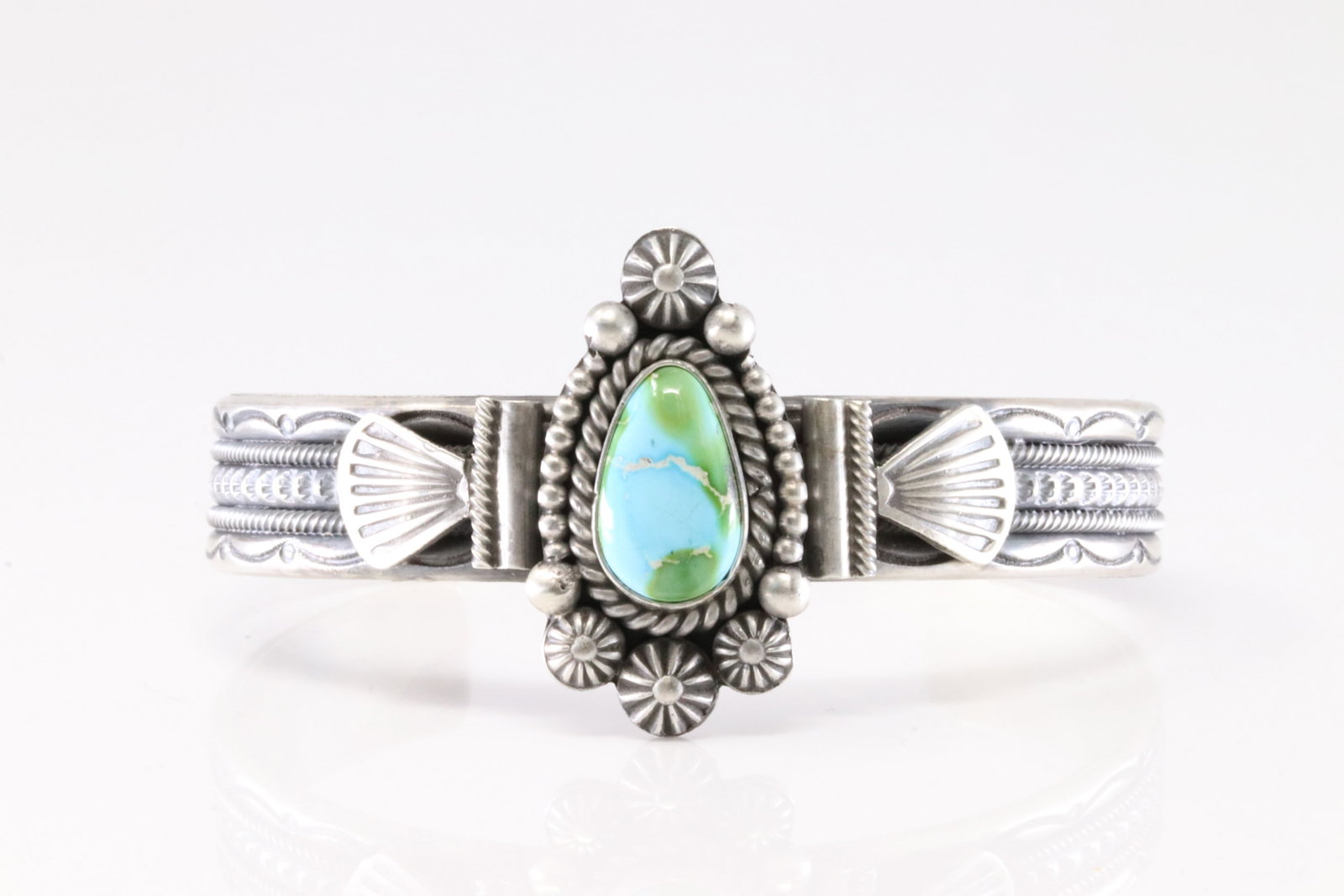 Native America Navajo Sterling Silver Sonora Gold Turquoise Bracelet Cuff By Michael Calladitto.: This is a Native America Navajo Sterling Silver Sonora Gold Turquoise Bracelet Cuff By Michael Calladitto.