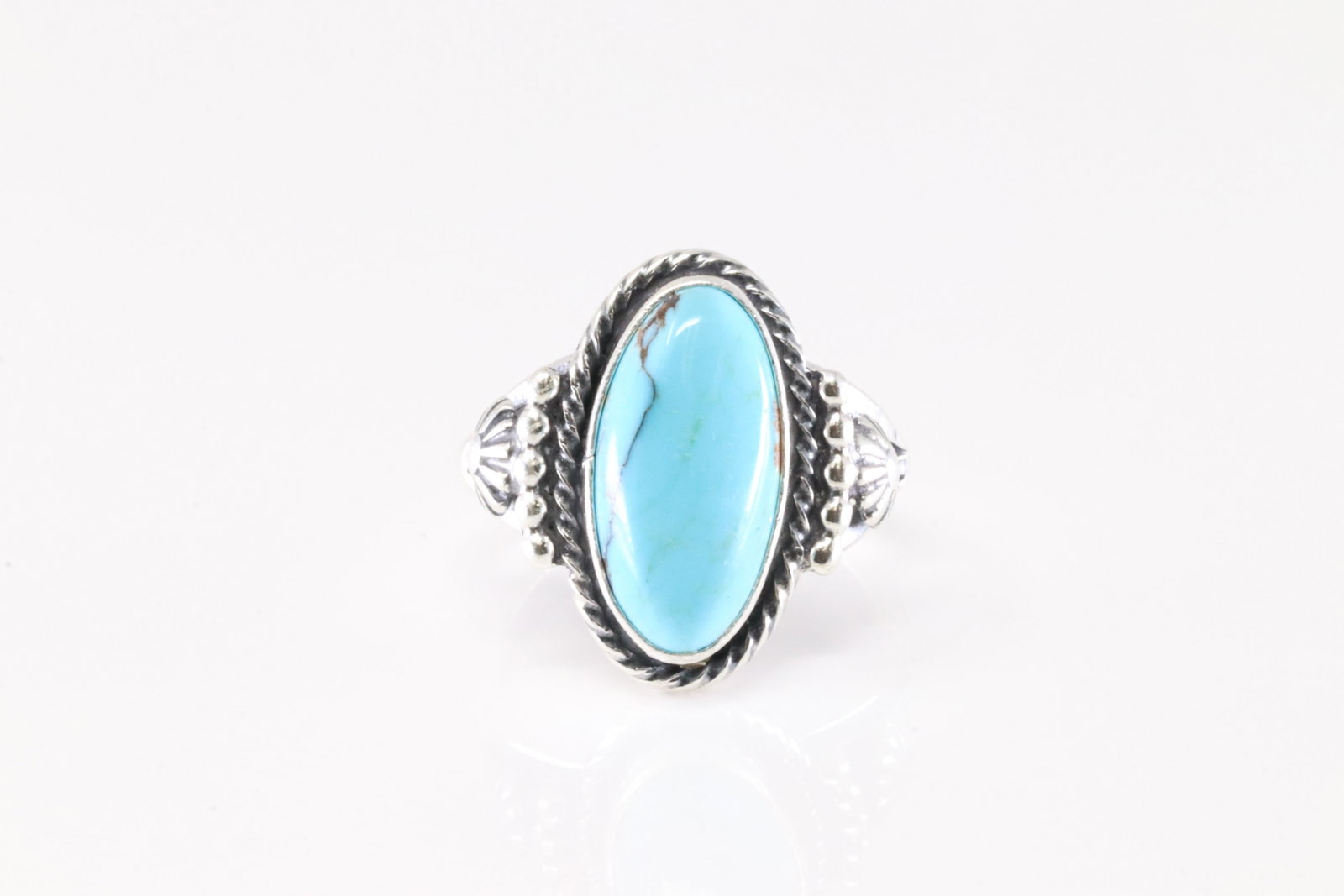 Native America Navajo Sterling Silver Turquoise Ring By Samuel Yellowhair.: This is a Native America Navajo Sterling Silver Turquoise Ring By Samuel Yellowhair. Ring size: 6.50. Stamp S.Y.