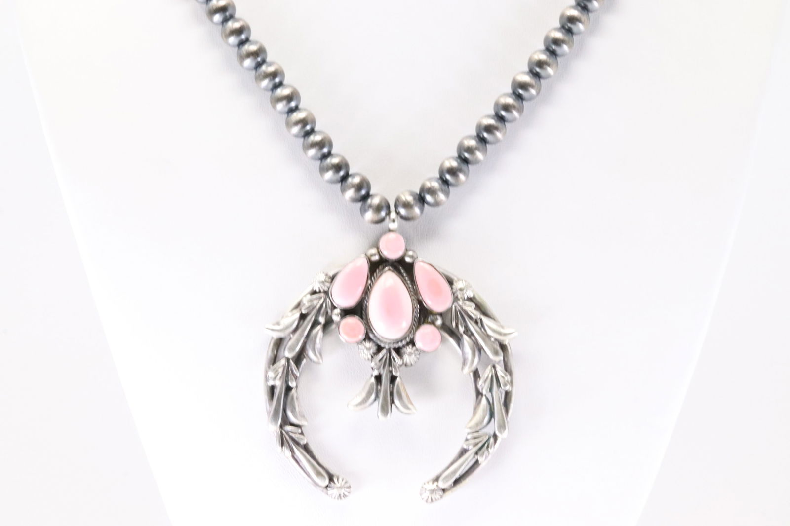 Native America Navajo Sterling Silver Pink Conch Pendent By Bobby Platero. From R.B. Company. With (1 of 4)