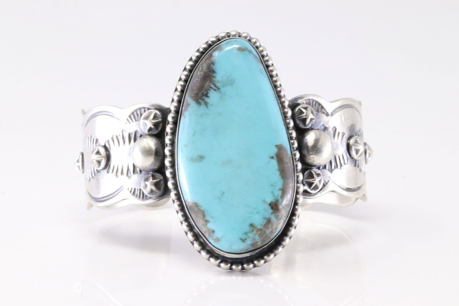 Native America Navajo Sterling Silver Kingman Turquoise Bracelet Cuff By Chimney Butte. (1 of 4)