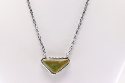 Native America Navajo Sterling Silver Kingman Turquoise Necklace Johnny Dixon.