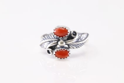 Native America Sterling Silver Coral Ring.