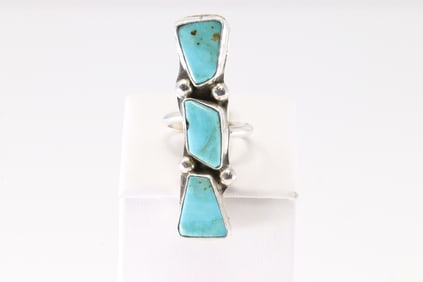 Native America Zuni Sterling Silver Turquoise Ring By Jude Candelaria.