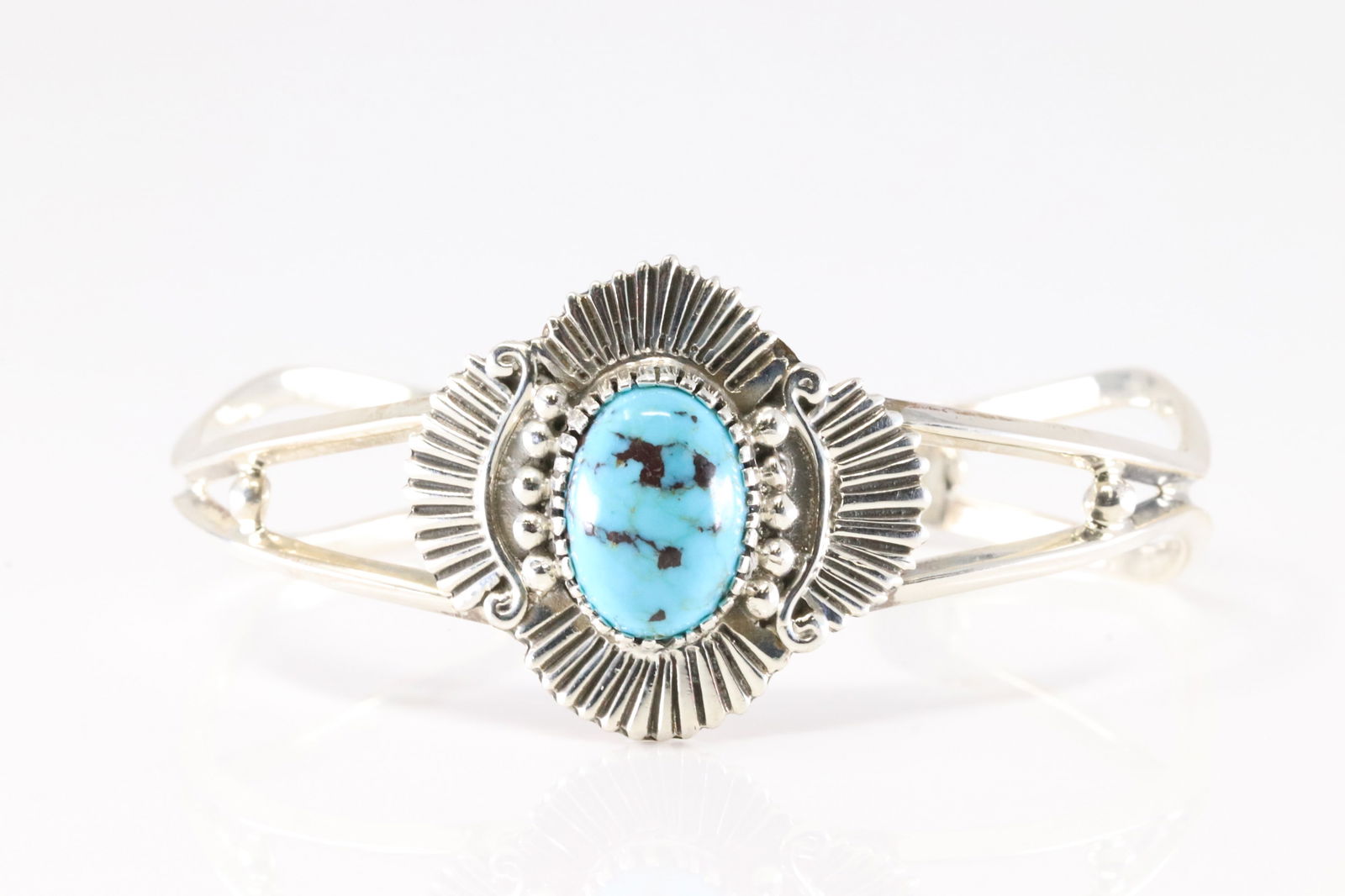 Sterling Silver Turquoise Bracelet Cuff.: This is a Sterling Silver Turquoise Bracelet Cuff.