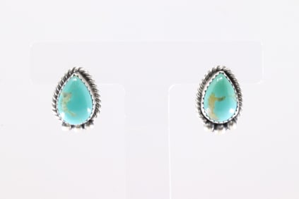 Native America Navajo Sterling Silver Kingman Turquoise Post Earring's By Freda Martinez.